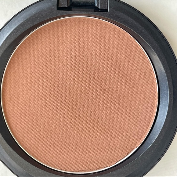 MAC + URBAN DECAY Bronzer + Mascara BNIB$140 VALUE - Picture 5 of 5